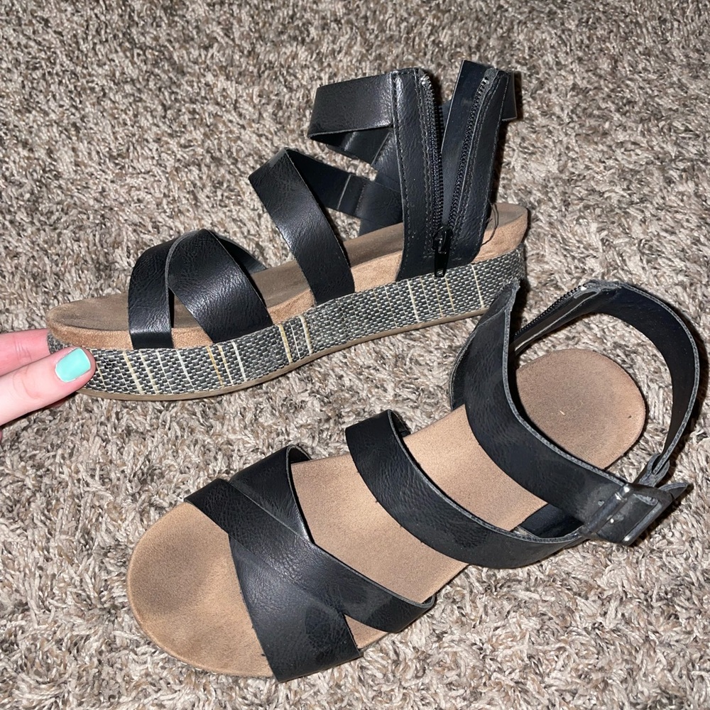 Maurices Sandals